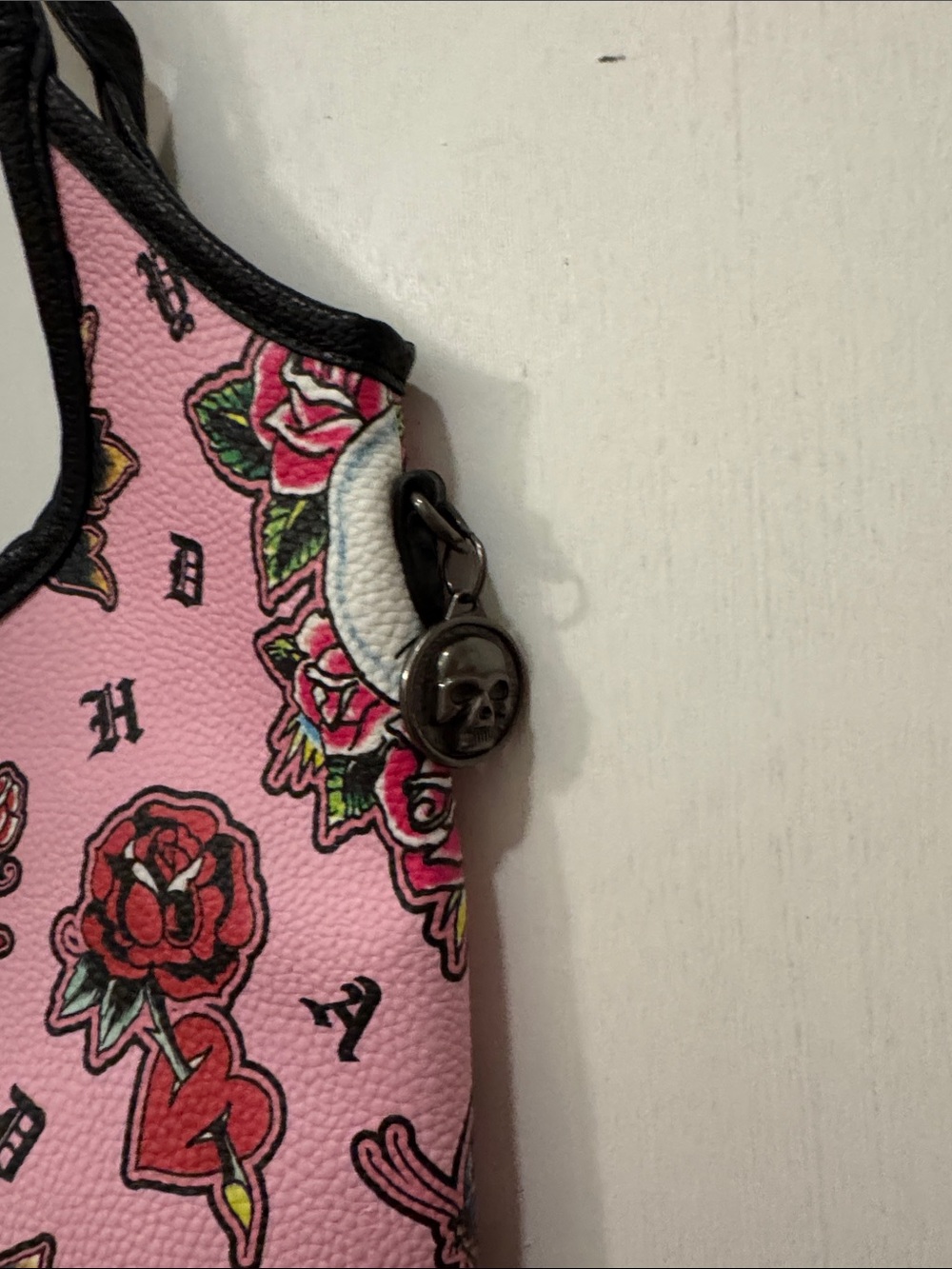 NWT Ed Hardy: Women's Faux Leather Tote Bag (Skull Rose Pink) - Picture 8 of 14